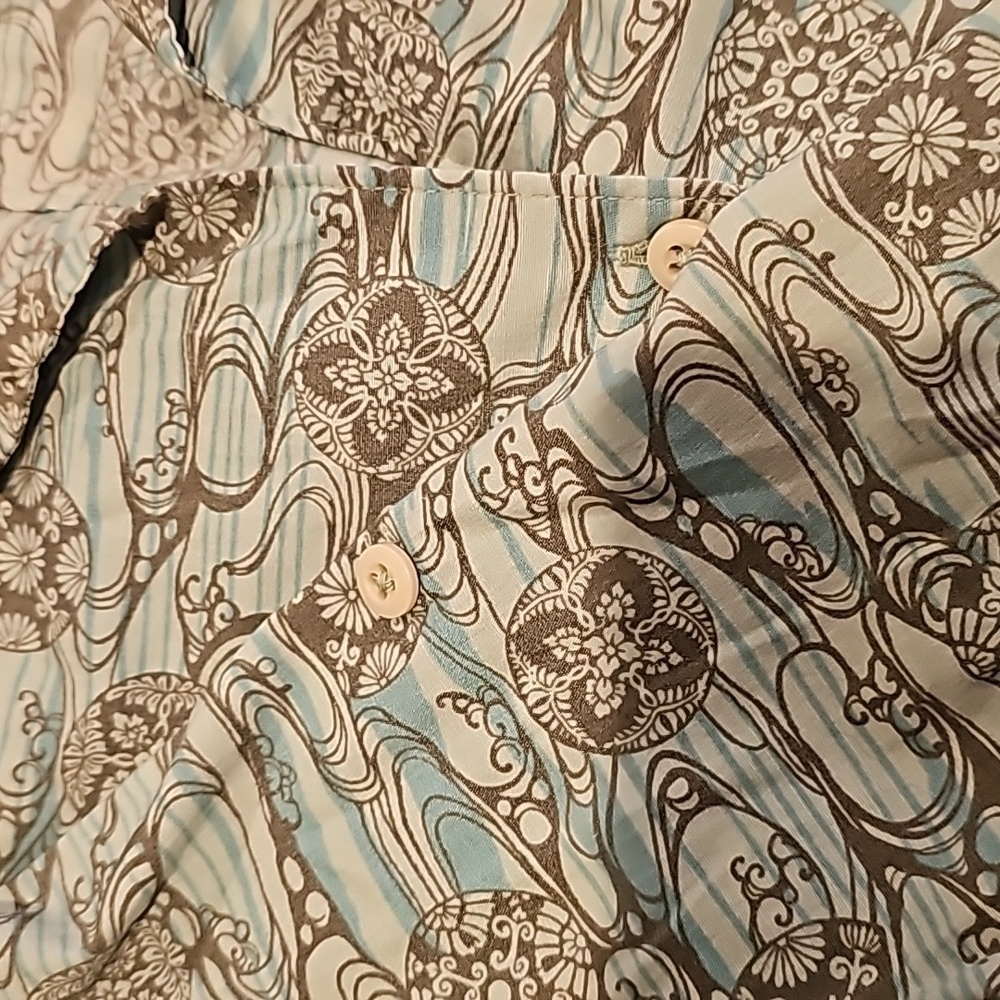 Patagonia button front shirt with roll up sleeve button good condition Size 4 - Picture 8 of 8